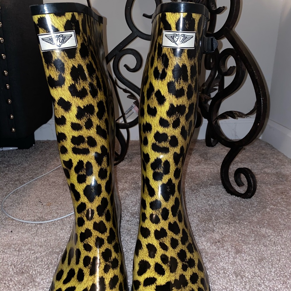 Rain boots